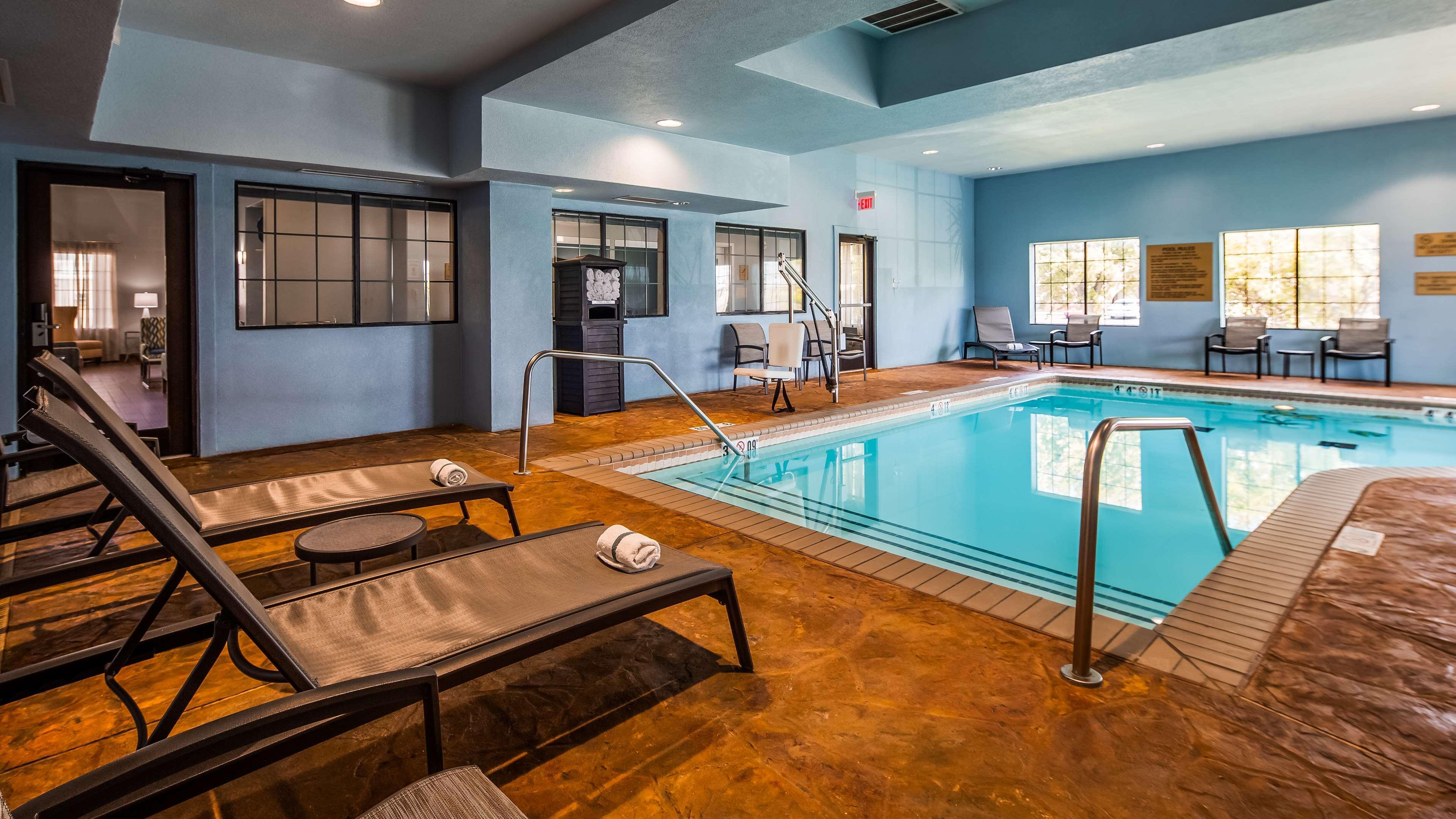 Best Western Plus Barsana Hotel & Suites Oklahoma City Exterior photo