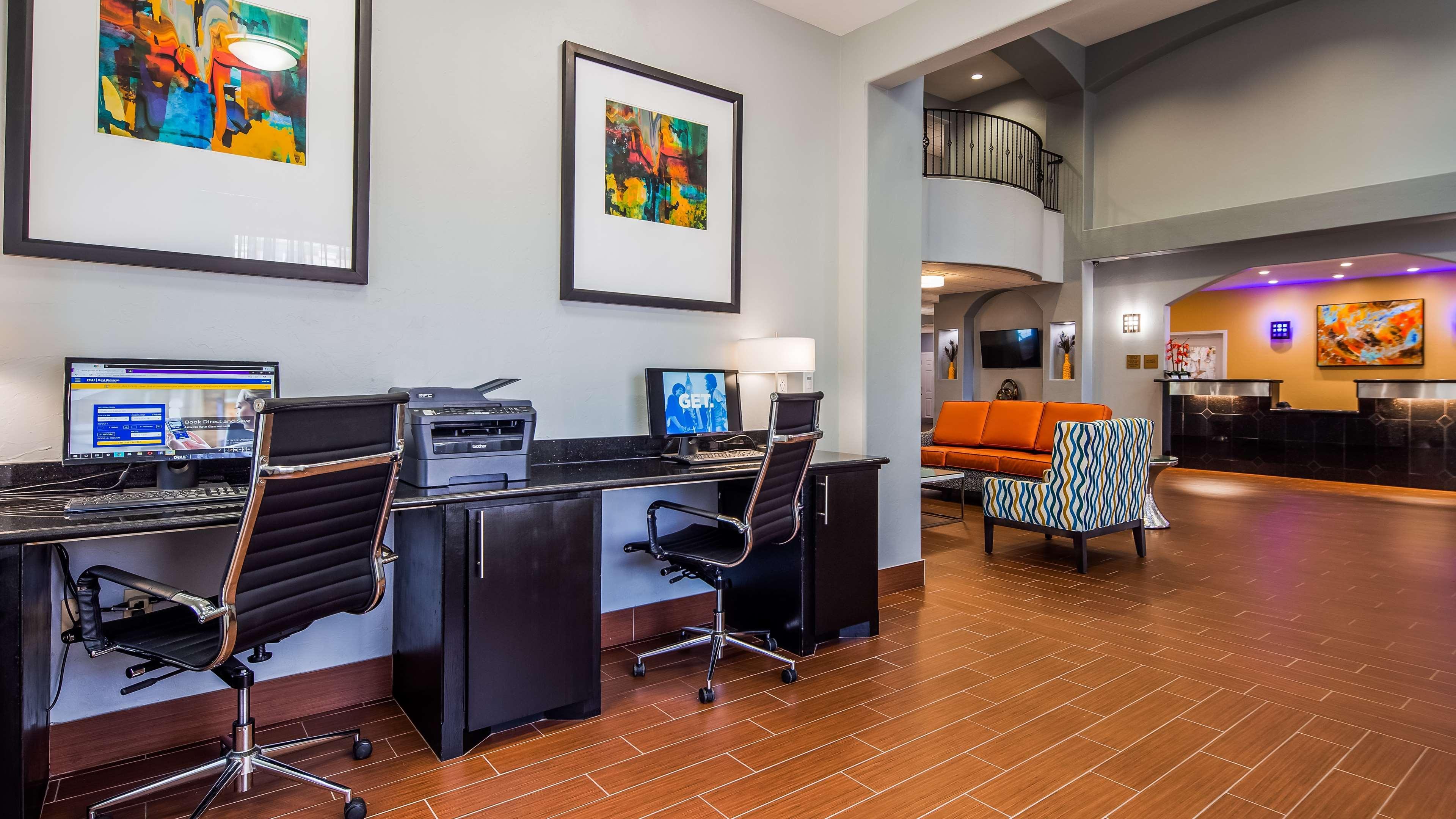 Best Western Plus Barsana Hotel & Suites Oklahoma City Exterior photo